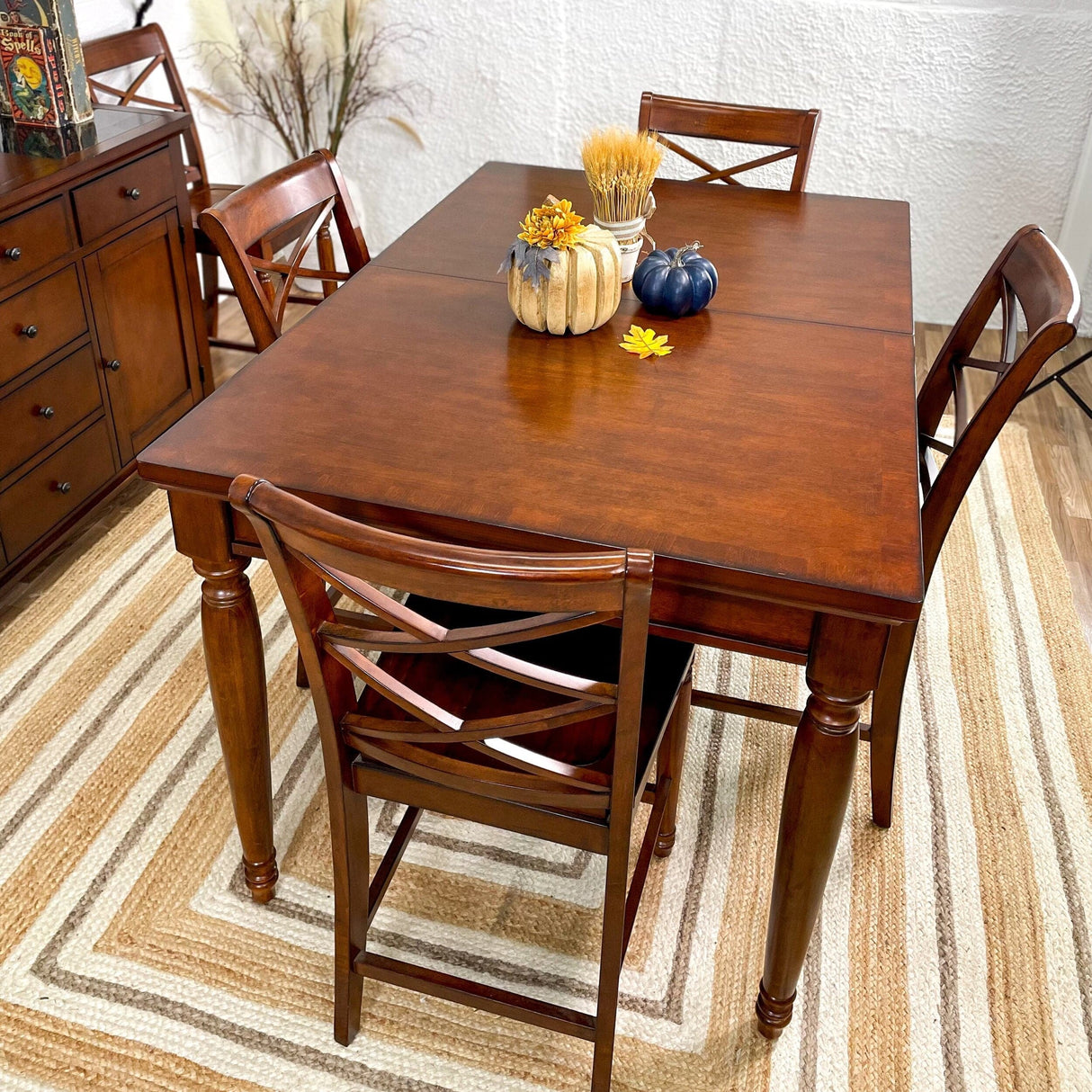 Aspen Home Cambridge 8 pc Dining Set - Pull Up A Couch