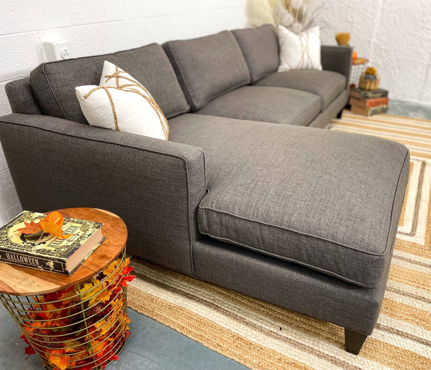 Room & Board 2pc Sectional w/Left-Facing Chaise - Pull Up A Couch